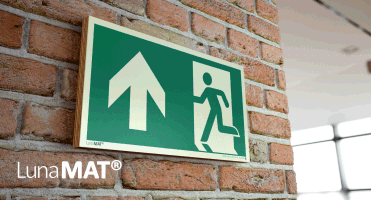 Znak Wyjście ewakuacyjne prosto lewe (na sklejce)