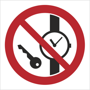 Znak Zakaz wstępu z przedmiotami metalowymi i zegarkami na Folii Samoprzylepnej (636)