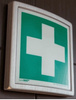 Ramka ze znakiem- Punkt pierwszej pomocy medycznej