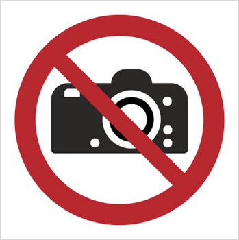 Znak zakaz fotografowania na Folii Samoprzylepnej (P29) (ISO 7010)