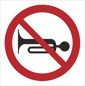 Znak Zakaz używania sygnału dźwiękowego na Folii Samoprzylepnej (628)