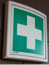 Ramka ze znakiem- Punkt pierwszej pomocy medycznej