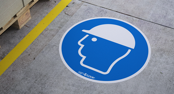 Nakaz stosowania ochrony (znak podłogowy) (M014-F)