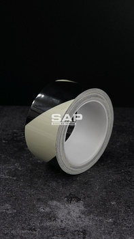 Taśma świecąca w ciemności ostrzegawcza żółto-czarna 50mm/10m