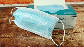 Maseczki medyczne 3 warstwowe jednorazowe 50szt