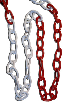 Plastikowy łańcuch 5,5 mm - romboidalny biało-czerwony 25 m