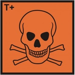 Znak substancja bardzo toksyczna (T+)
