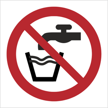 Znak zakaz picia wody (P05) (ISO 7010)